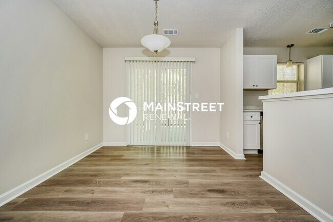 Building Photo - 3 Bedroom Pet-Friendly Home in STOCKBRIDGE, GA with Main Street Renewal