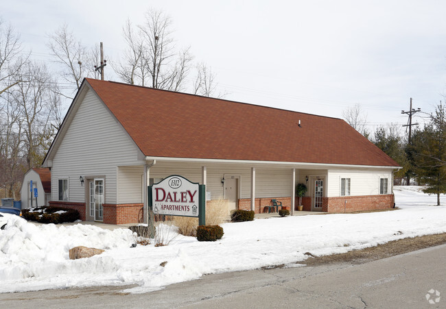 Building Photo - Daley Apartments