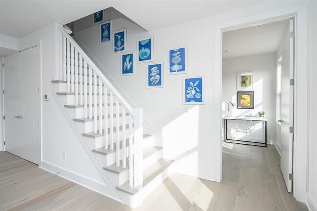 Building Photo - 110 Brunswick St