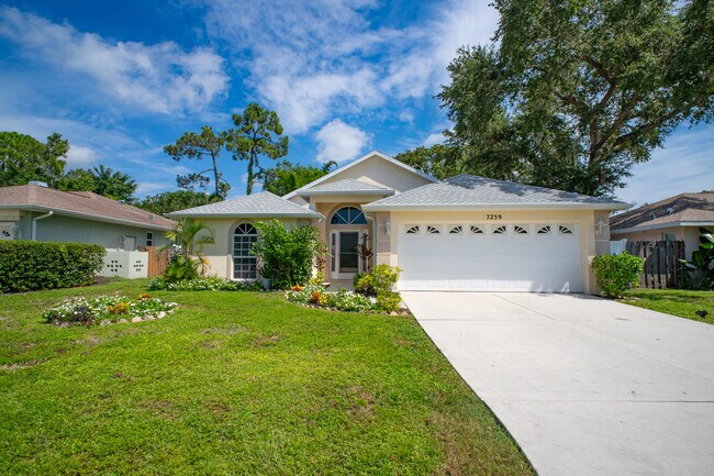 Building Photo - 7239 Rangi Dr