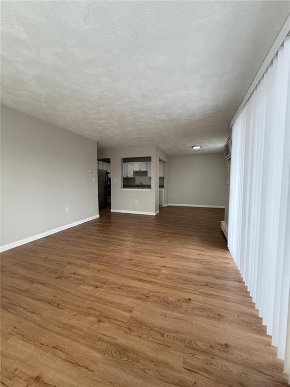 Foto del edificio - 400 New River Rd