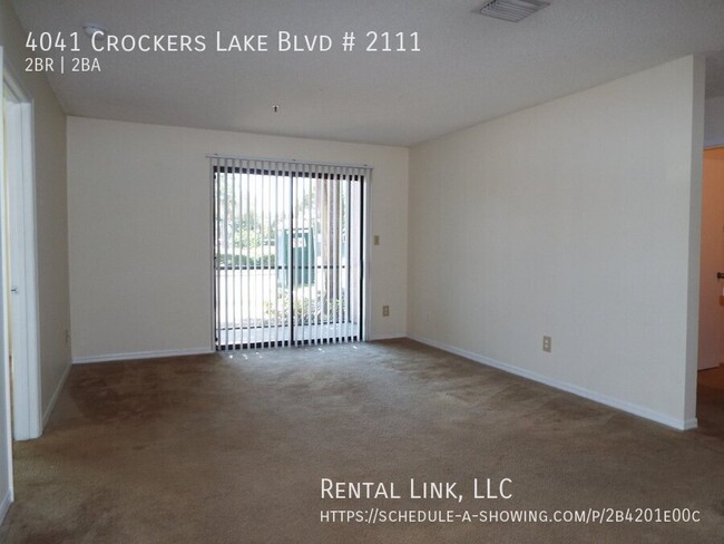 Foto del edificio - 4041 Crockers Lake Blvd