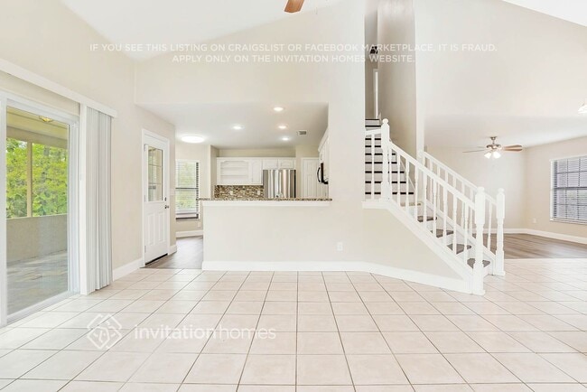 Foto del edificio - 7455 High Lake Dr