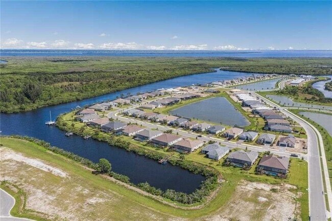 Building Photo - 15376 Spanish Point Dr