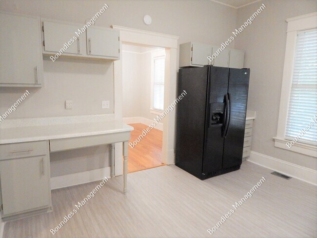 Foto del edificio - 1430 Athens Ave SW