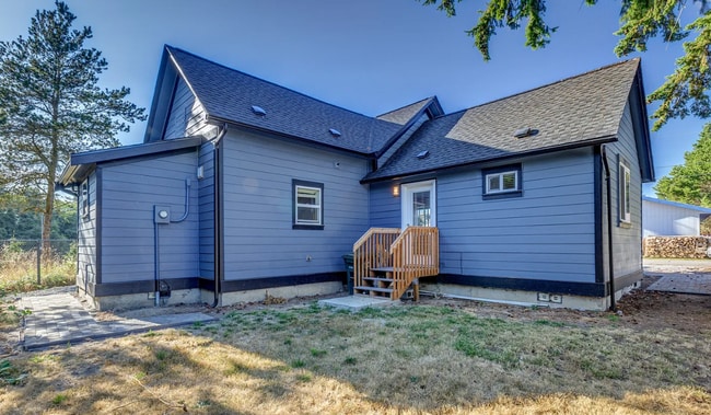 Building Photo - Fully Remodeled Home with Bonus Suite – A ...