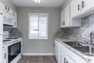 Building Photo - 100 Lockwood Ct