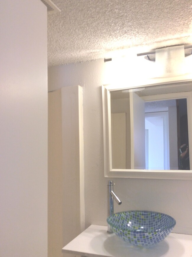 Foto del edificio - Arborwood Condo in North Boulder