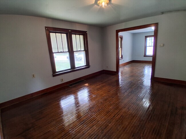 Foto del edificio - 1143 N State St