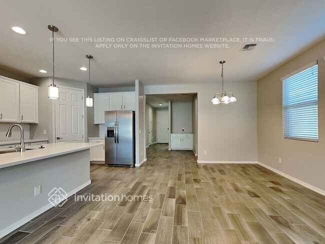 Foto del edificio - 11255 N 186th Ln