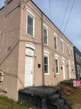 Building Photo - 916 Washington Ave