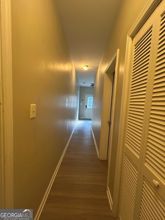 Foto del edificio - 3086 Lauren Parc Rd