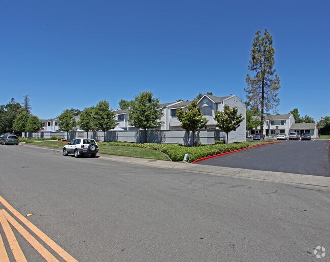 College Manor Apartments Rocklin, CA