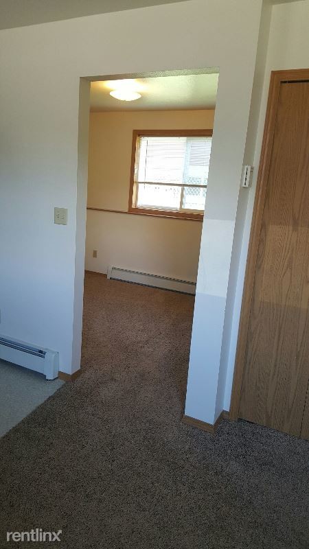 Building Photo - 1221 Toole Ave
