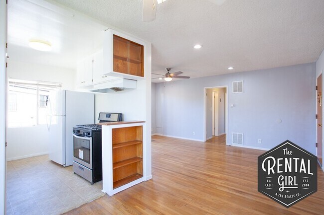 Building Photo - 1480 Alvira St