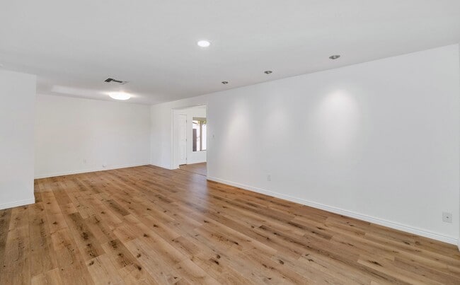 Foto del edificio - 720 W Rose Ln Phoenix, AZ 85013