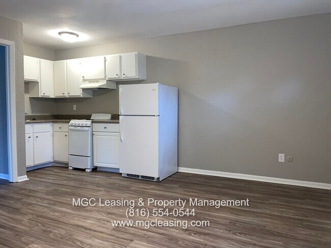 Foto del edificio - Le Grand Apartments Available for your May move in.