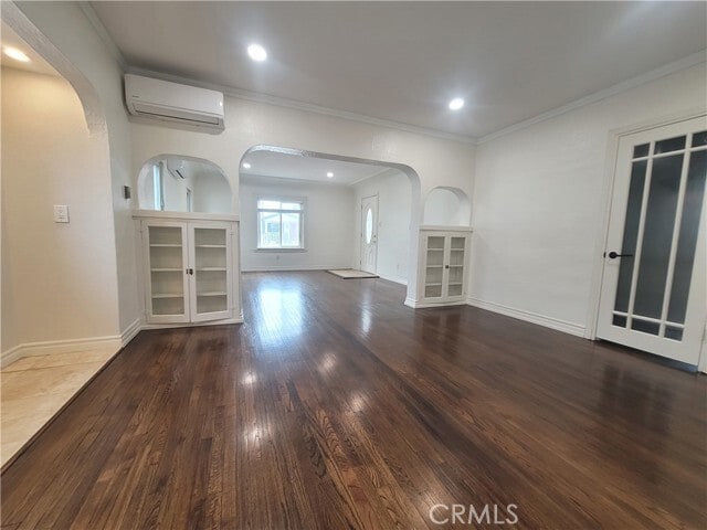 Foto del edificio - 628 Harding Dr