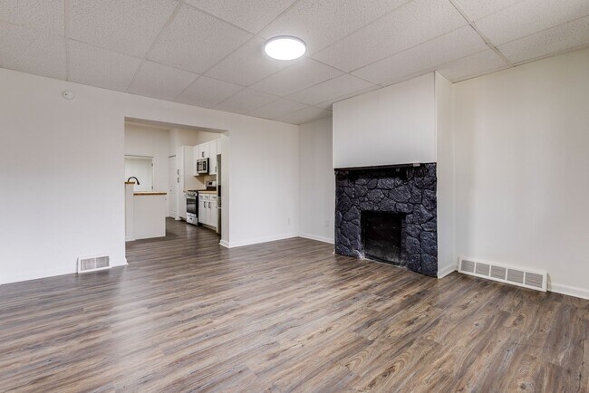 Foto del edificio - Fully Renovated 3BR/2BA Gem in the Heart o...