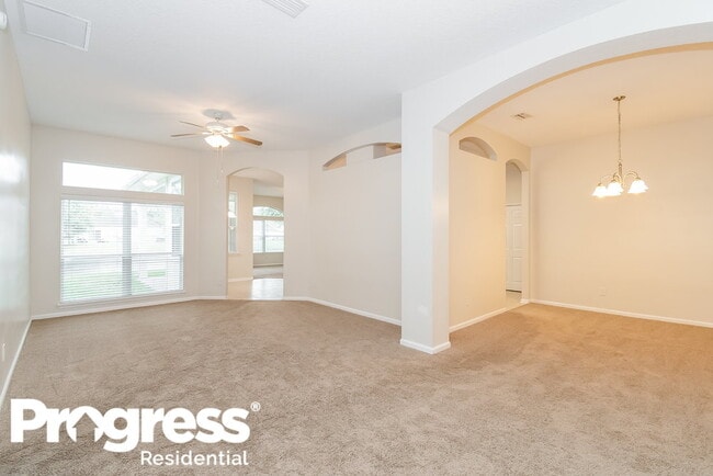 Building Photo - 14062 Golden Eagle Dr