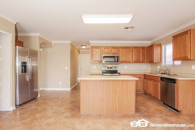 Foto del edificio - Beautiful 2 Story 5bed/2.5 bath