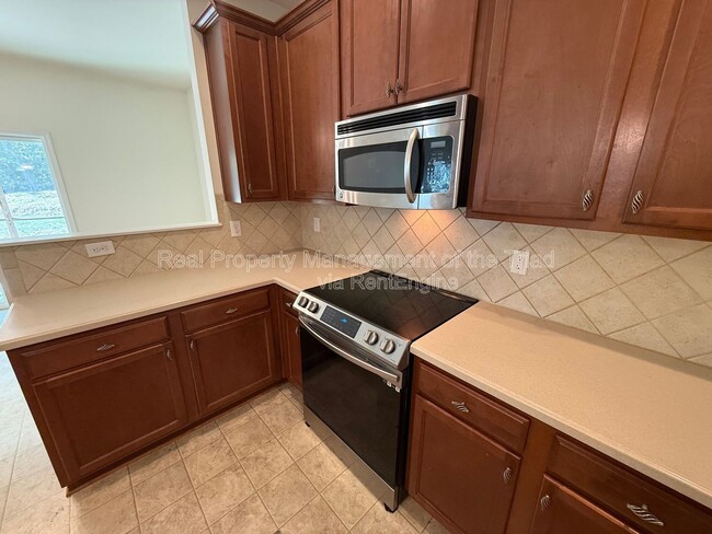 Foto del edificio - 1642 Ashmead Ln