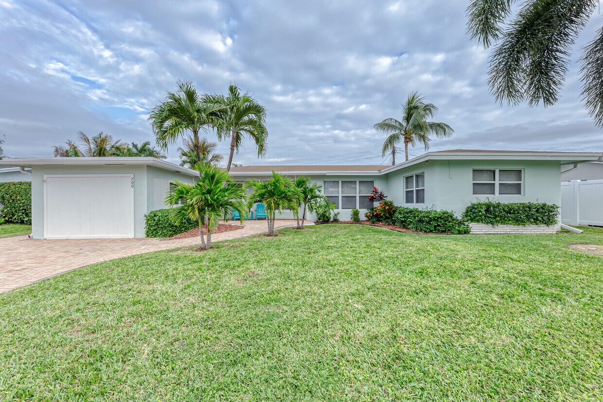 700 NE 23rd Terrace, Pompano Beach, FL 33062 House Rental in Pompano