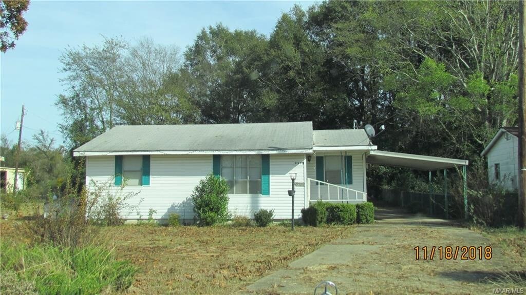 Building Photo - 2303 Main street