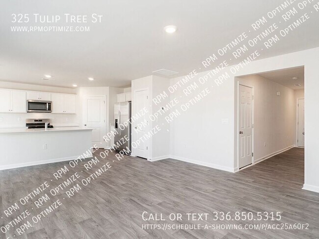 Building Photo - 325 Tulip tree St