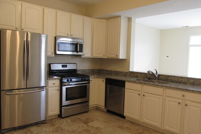Foto del edificio - 2244 Flagstone Ln