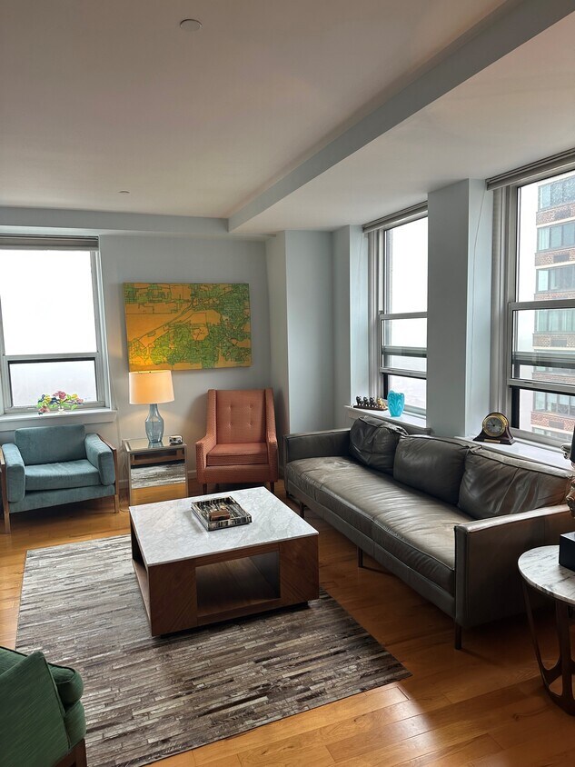 Foto principal - 1425 Locust St