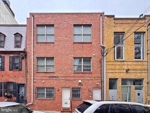 Building Photo - 1223-25 Wood St