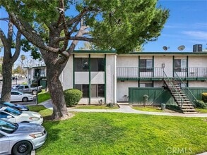 Building Photo - 1735 E Washington St