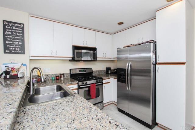 Foto principal - 12646 Carmel Country Rd