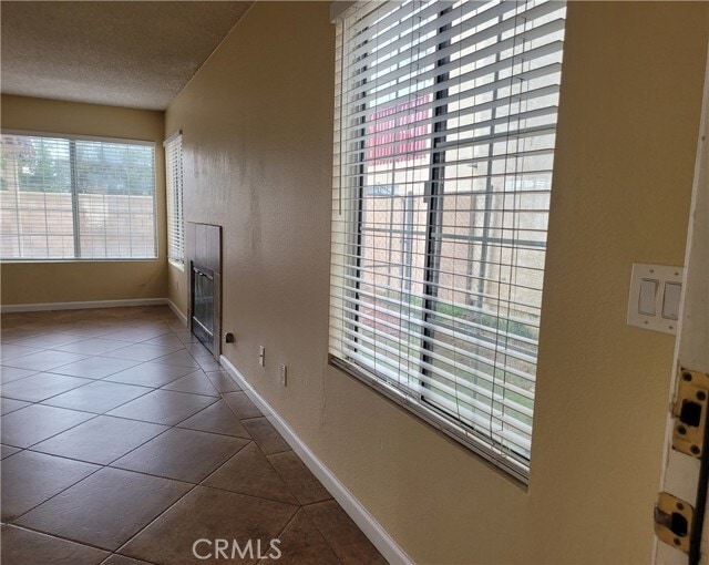 Foto del edificio - 6682 Austin Ct