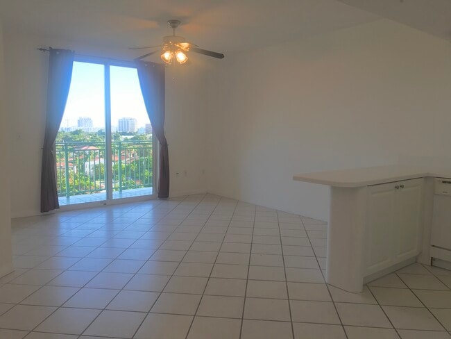 Building Photo - 3500 Coral Way
