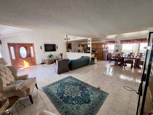 Foto del edificio - 2346 Seabright Ave