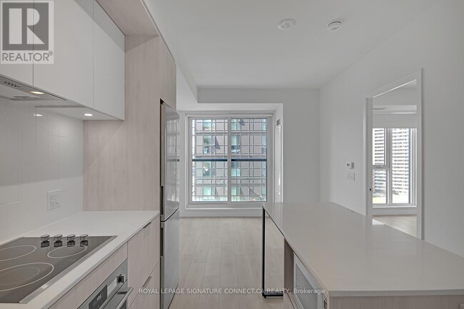 Building Photo - 130 River St