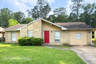 Building Photo - 9930 Valley Wind Dr