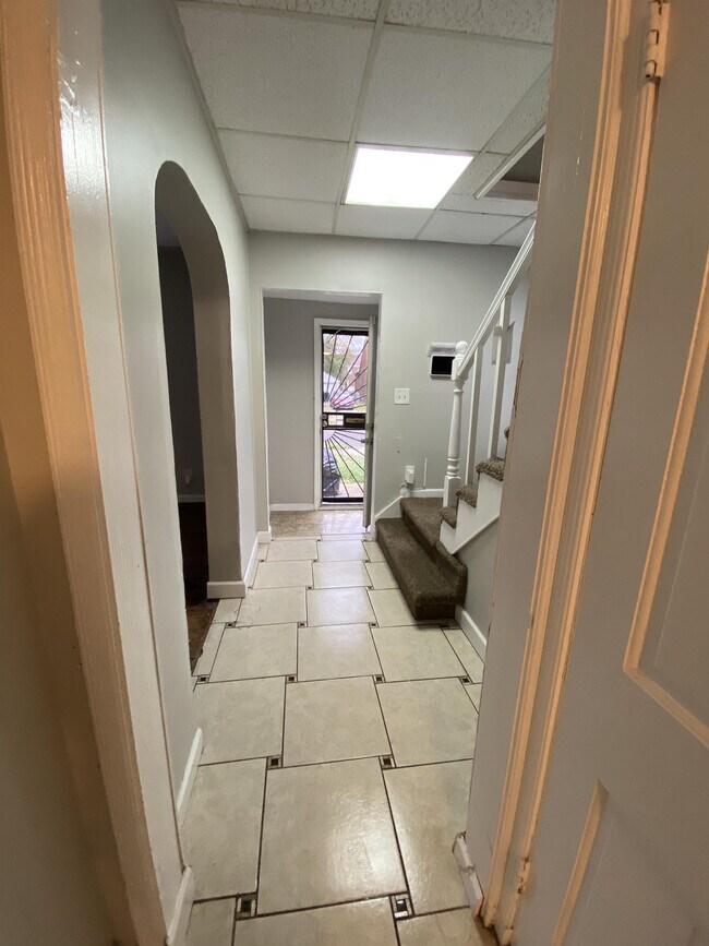 Foto del edificio - 15821 Kentfield St