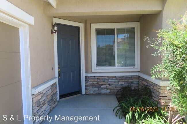 Foto del edificio - 5 br, 3 bath House - 30391 Vercors Street