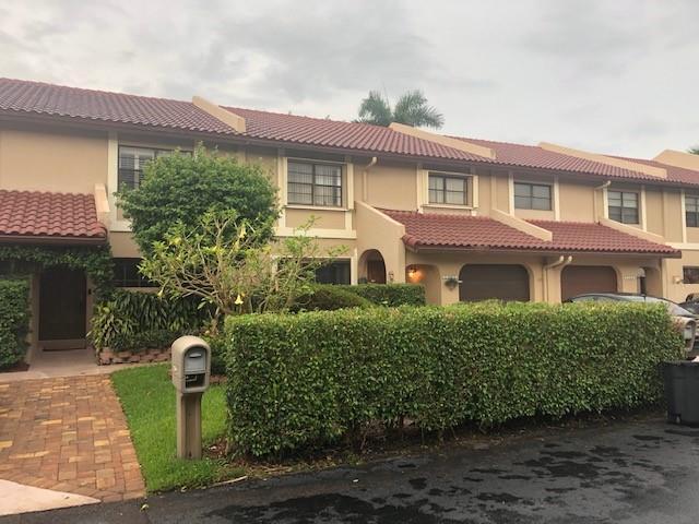 Foto del edificio - 22065 Las Brisas Cir