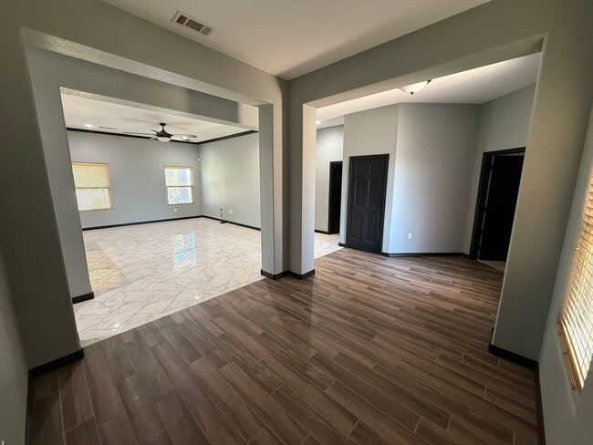 Building Photo - 4 Bed Executive Home In Pheasant Run