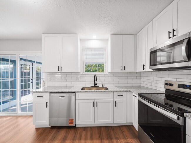 Foto del edificio - 11703 Hendon Ln