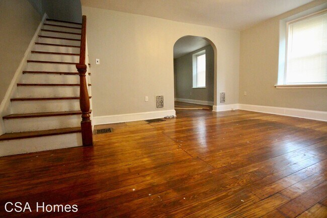 Building Photo - 4 br, 1 bath House - 2820 N Constitution Rd