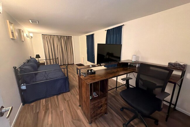 Foto del edificio - 809 NW 9th St