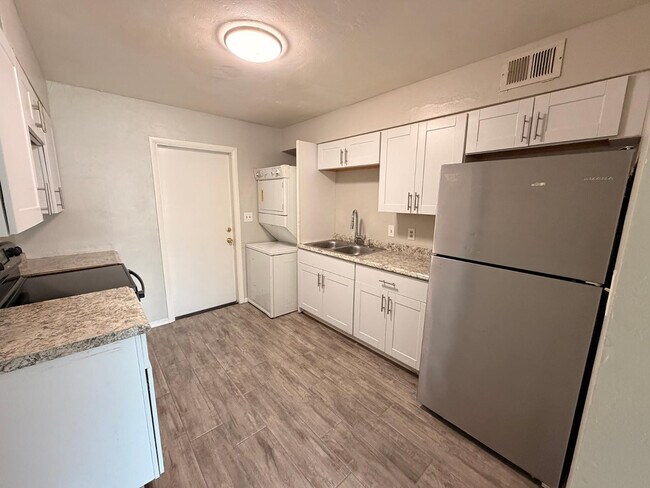 Foto del edificio - 4837 E Willetta St