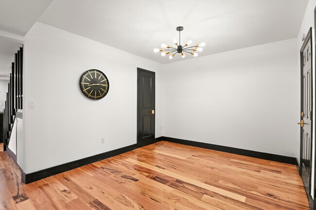 Building Photo - 47 Brighton Cir