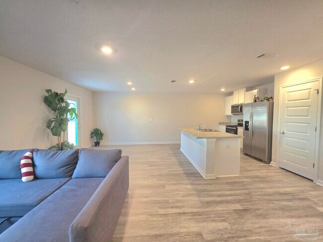 Foto del edificio - 4326 Winged Elm Ct