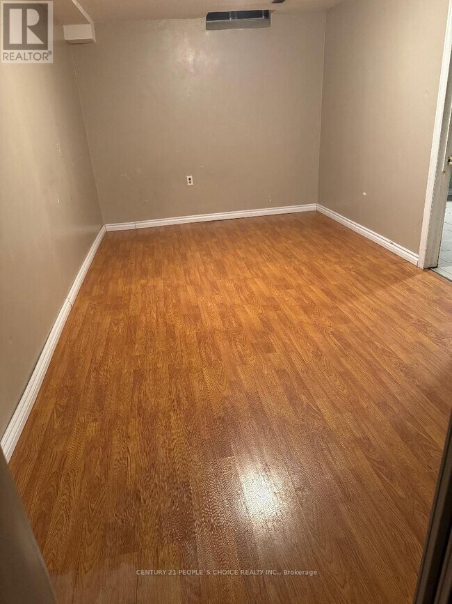 Photo du bâtiment - 52 Judith Crescent